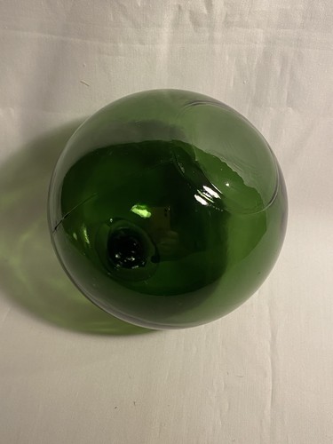 Vintage green glass fishing - green,