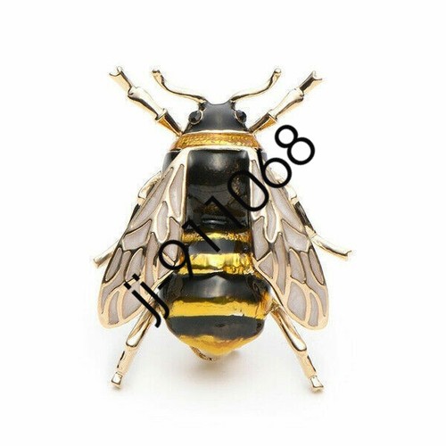 Realistic bumble bee lapel - realistic, pin