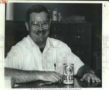 1982 Press Photo Robert Oertling, Dixie Brewing Company president & brew-master