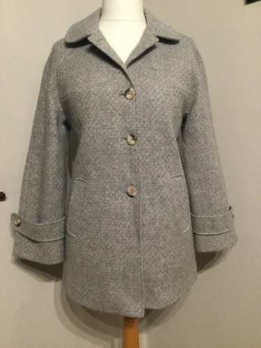 The edinburgh woolen mill - the,