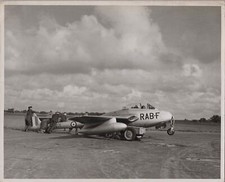 DE HAVILLAND VAMPIRE F.1 PREPARE SCRAMBLE ORIGINAL PRESS PHOTO DH.100 RAF
