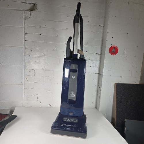 Sebo automatic upright - x1.1,
