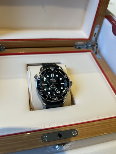 Omega seamaster black dial - seamaster,