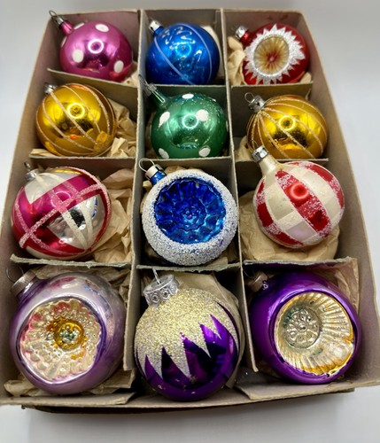 Lovely boxed vintage glass - lovely,