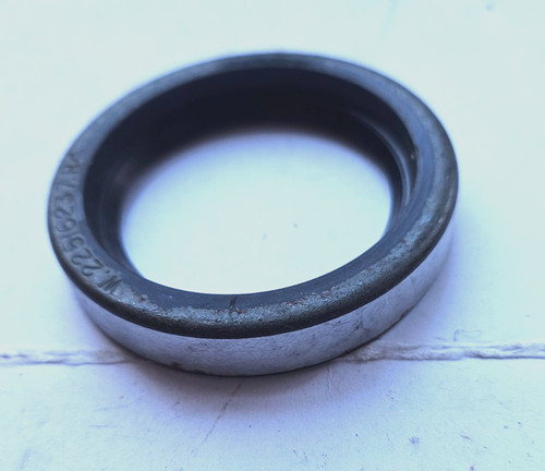 Rover oil seal differential - rover,