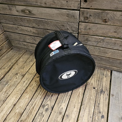 Protection racket 11 - racket, 11"