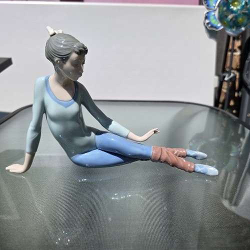 Lladro porcelain figurine - lladro,