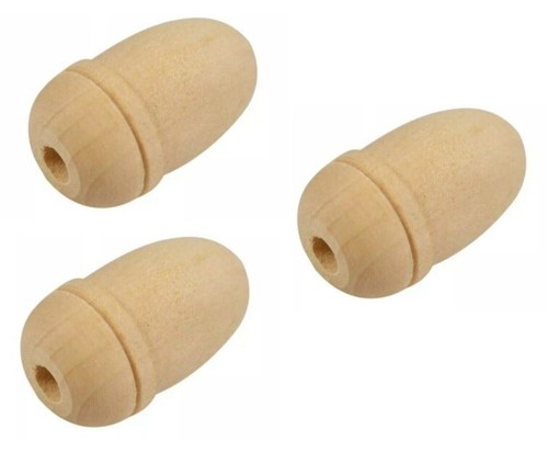 Small wooden acorn - x,