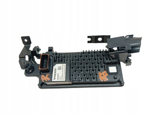 Front camera seat belt - front,