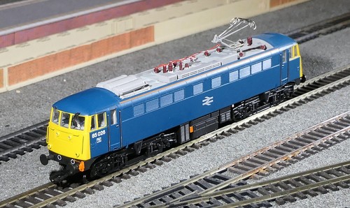 Bachmann 678 class 85 - bachmann,