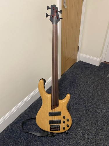 Cort b4fl fretless bass guitar - b4fl,