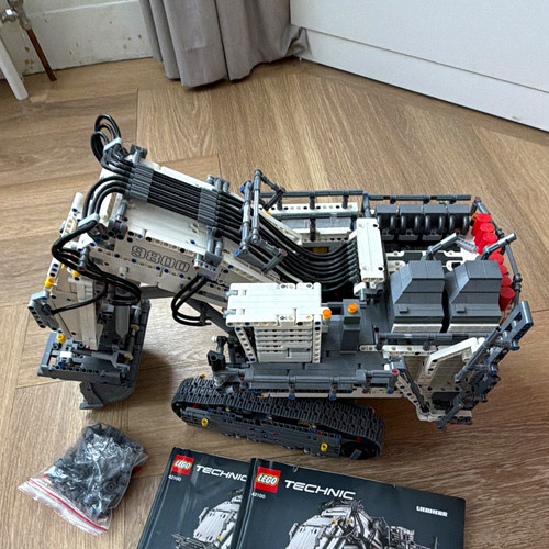 Lego technic 42100 - lego, r