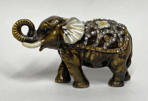 Vintage juliana treasures - juliana,