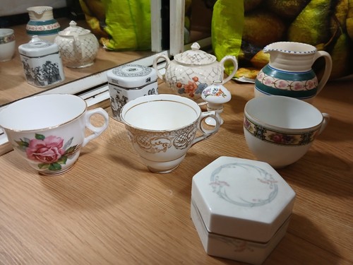 Joblot vintage bric brac - joblot,