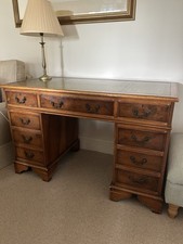 Mahogany Antique Style