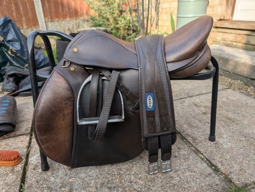 Barnsby pony gp saddle - barnsby,
