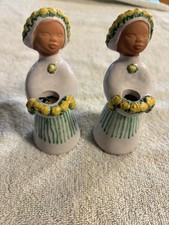 Ramsing Girls With Flowers