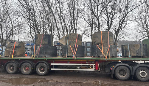 Tyre wall conveyor belting