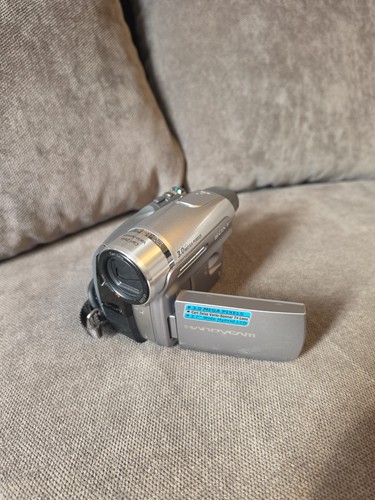 Sony handycam dcr - sony,
