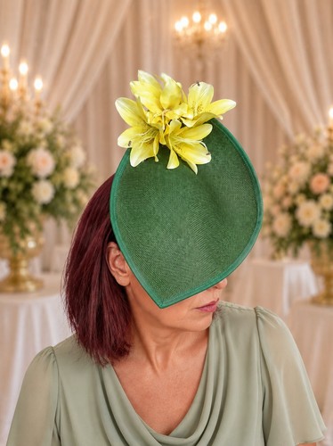 Emerald green lily - emerald,