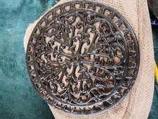 Cast Iron Trivet Stand Round