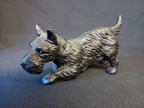 British coal scottie dog - *british, dog'
