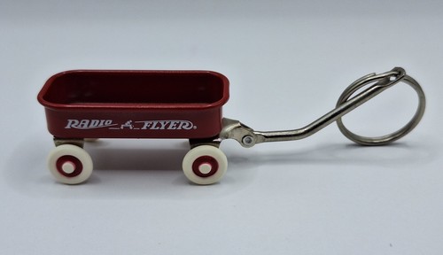 Radio flyer red wagon - radio,