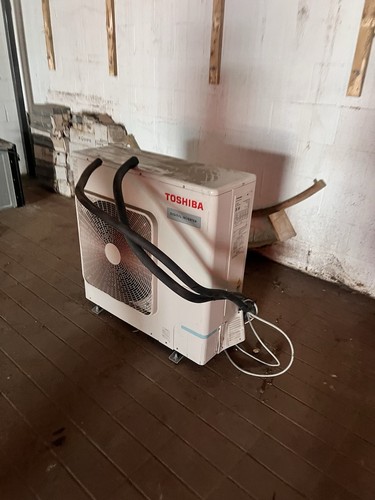 Toshiba 10kw twin split - 10kw, ac