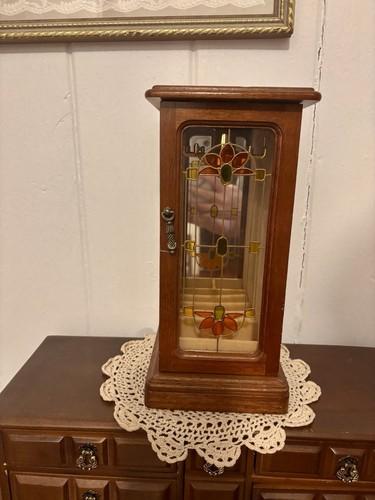 Vintage wooden jewelry box - vintage,
