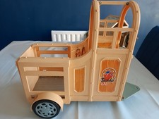 Barbie Horsebox And Horse