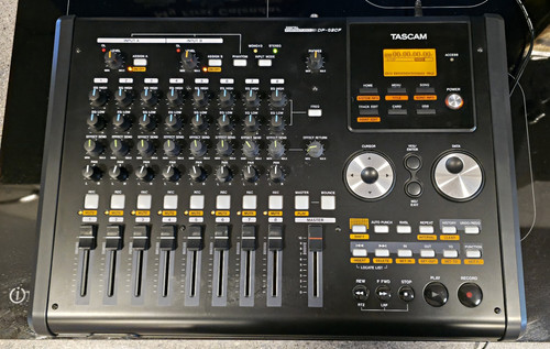Tascam 02cf portable - tascam, dp-02cf