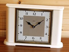 VINTAGE 24cm Smiths Bakelite Mantel Clock - Retro Mid Century Desk Clock Gift