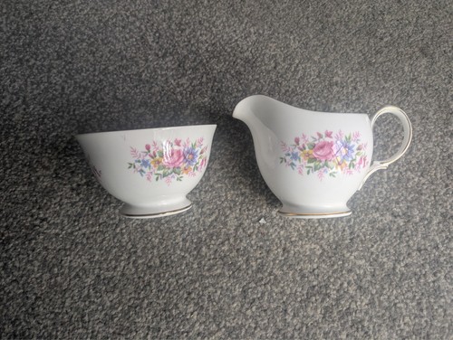 Queen anne floral half pint - queen,