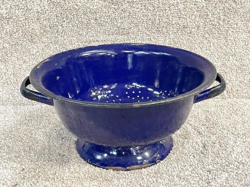 Vintage blue enamel - blue, colander