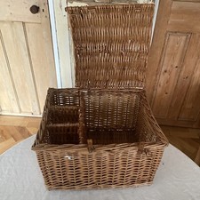 Vintage wicker picnic hamper