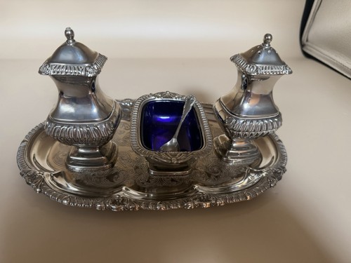 Vintage pretty piece silver - piece,