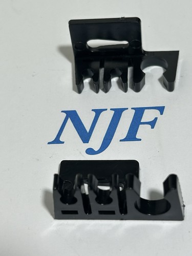Bulkhead brake pipe clip - clip, fits