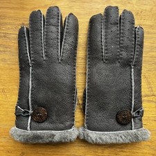 BNWT UGG Australia Sheepskin