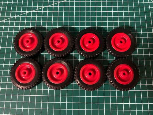 Model car train wheels - x,