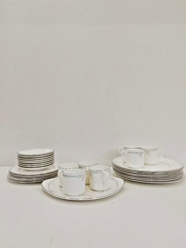 Royal doulton carnation - doulton, 'carnation'