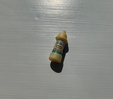 Sylvanian Families Applewood Department Store Pippin’s Café Creamy Powder Shaker