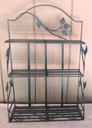 Vintage green wrought - iron, 3