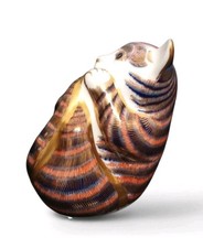 ROYAL CROWN DERBY PAPERWEIGHT IMARI PLAYFUL KITTEN GOLD STOPPER