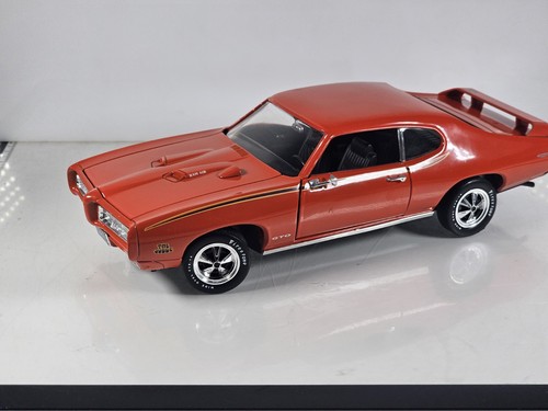 Ertl american muscle 18 - american, 1:18