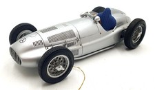 CMC 1/18 Scale Diecast