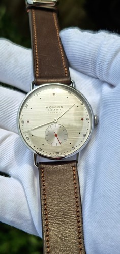 Nomos metro neomatik silvercut - nomos,