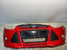 2013 FORD FOCUS FRONT BUMPER WITH FOG LIGHTS GENUINE RED