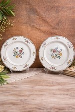 Pair of VTG Royal Doulton