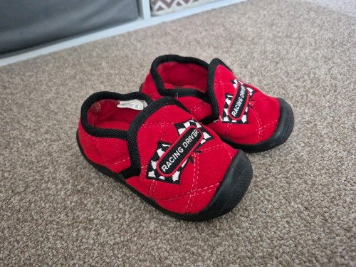 Toddler size slippers - uk,