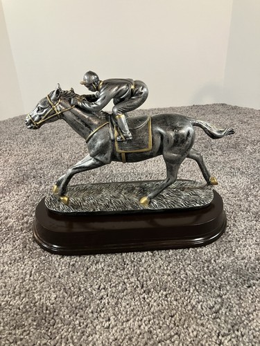Silverstone resin jockey - silverstone, on